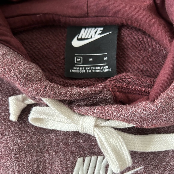 Nike Sportswear center-logo Hoodie - Picture 4 of 4